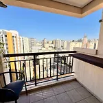 Flats Em Moema: Metro, Wifi, Ar E Manobrista