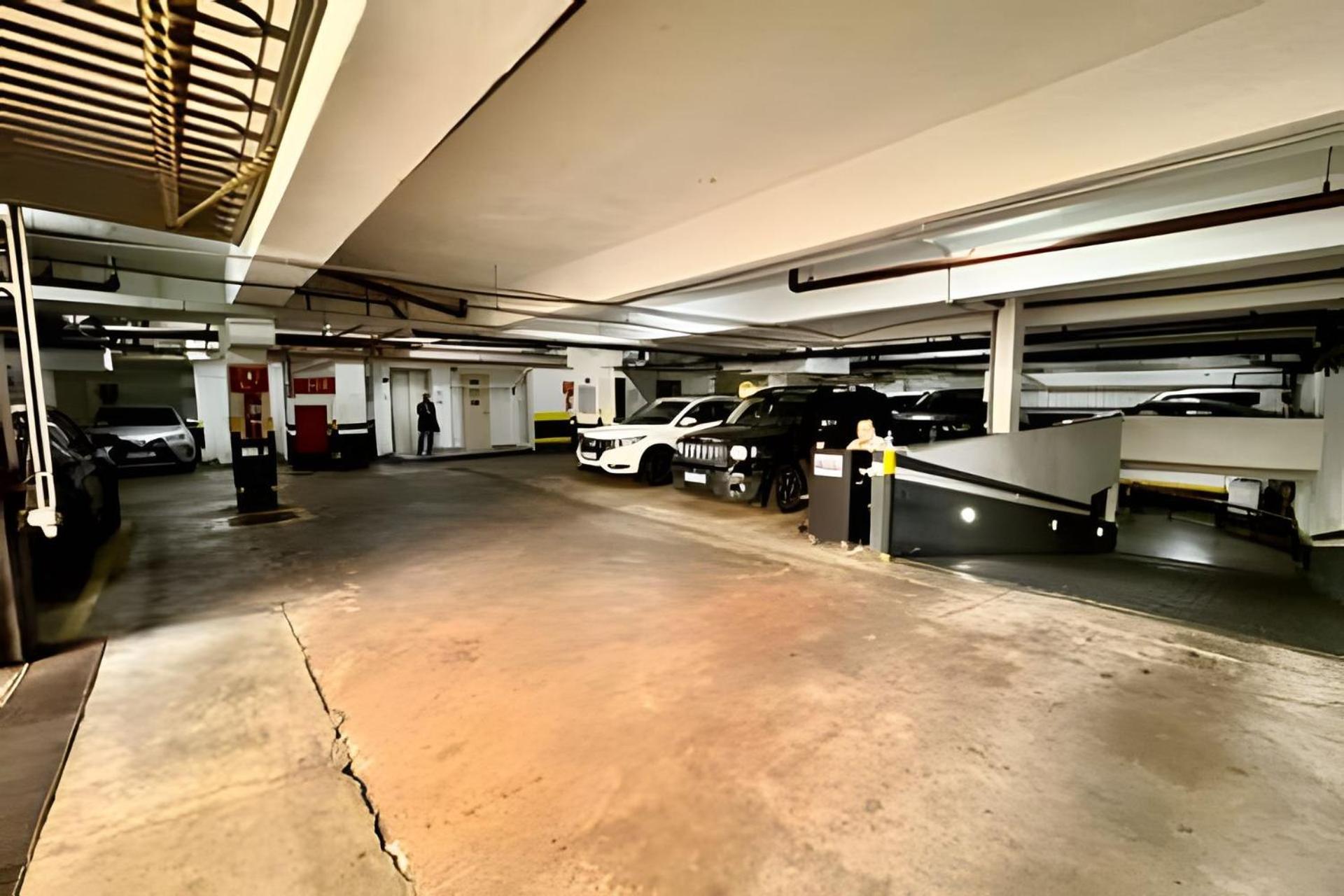 Apartamento Flats Em Moema: Metro, Wifi, Ar E Manobrista *