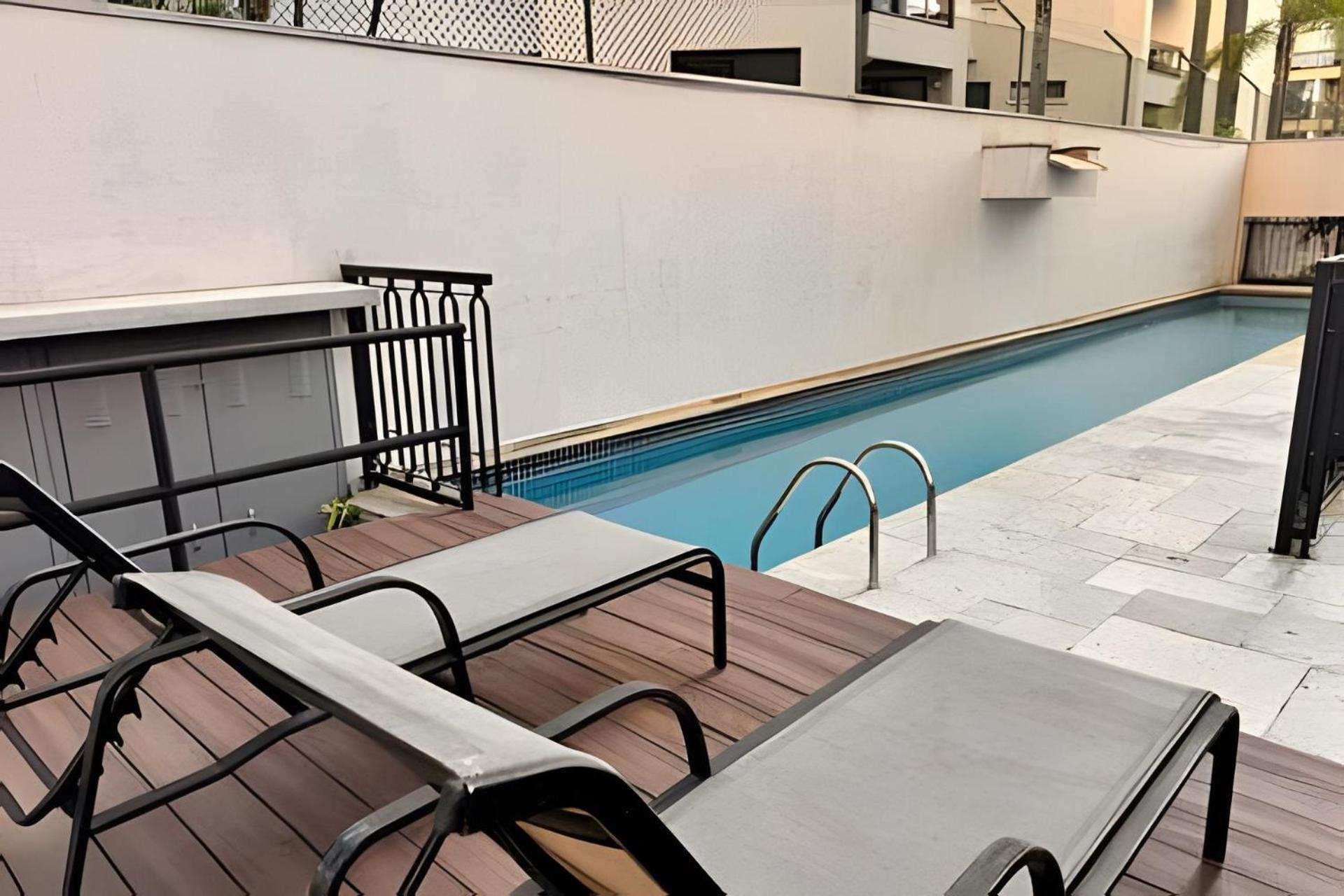 Flats Em Moema: Metro, Wifi, Ar E Manobrista Apartamento