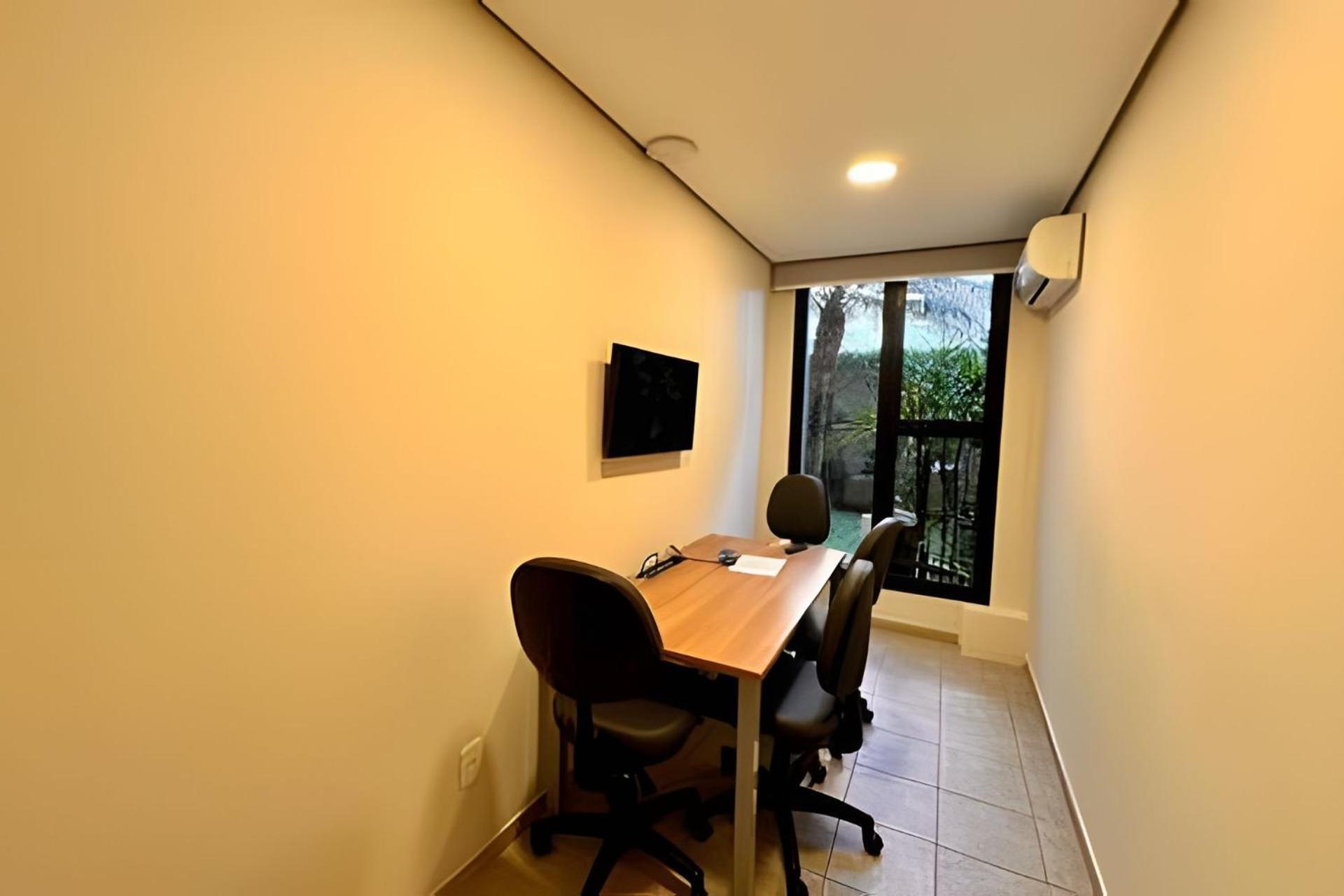 Apartamento Flats Em Moema: Metro, Wifi, Ar E Manobrista