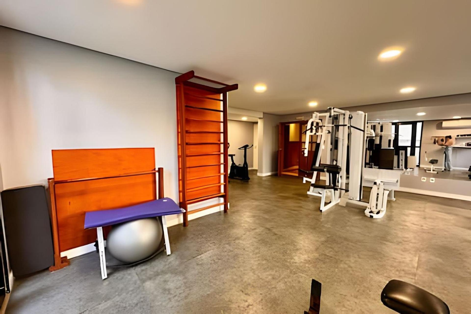 Apartamento Flats Em Moema: Metro, Wifi, Ar E Manobrista