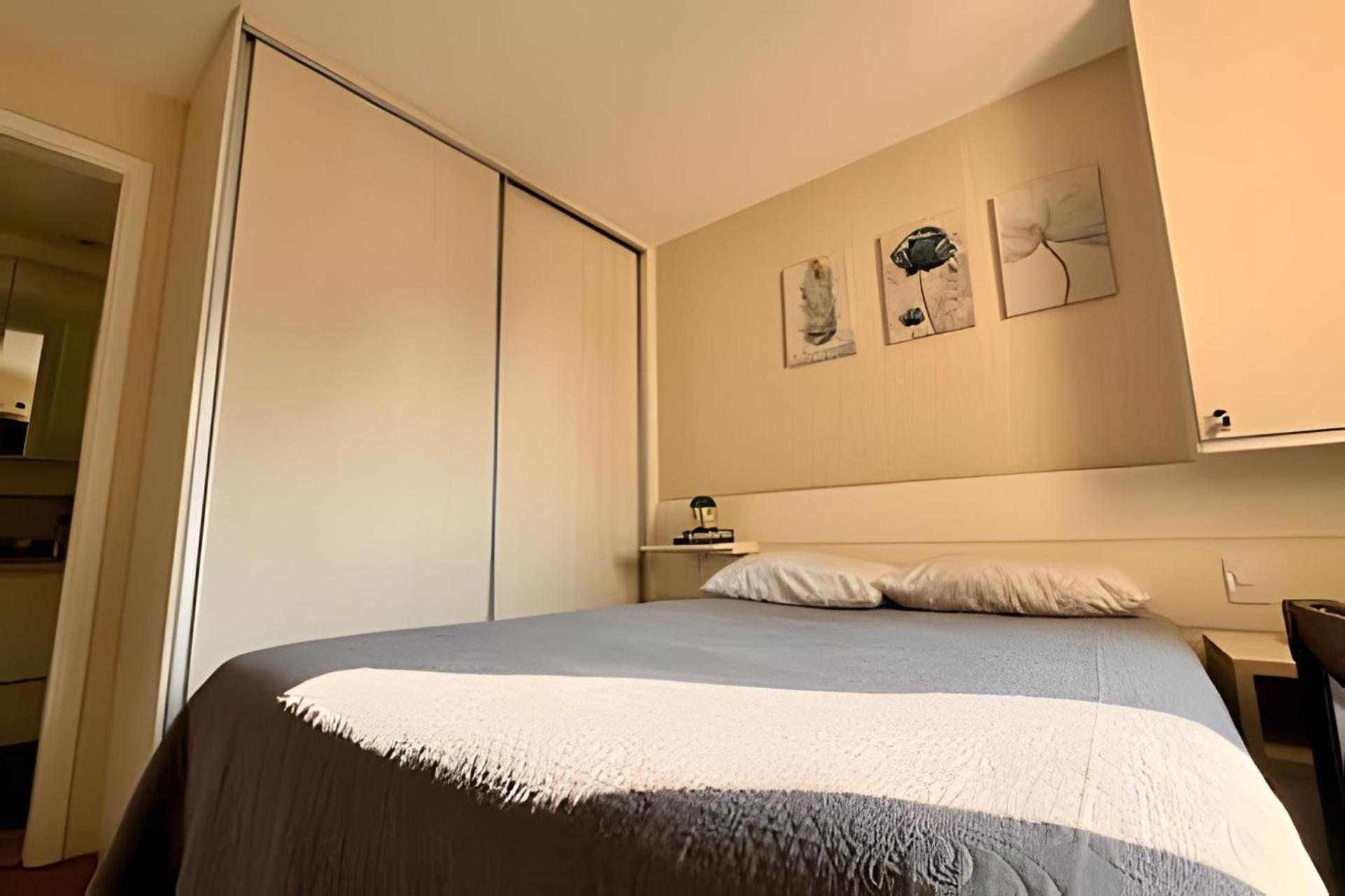 Flats Em Moema: Metro, Wifi, Ar E Manobrista Apartamento *